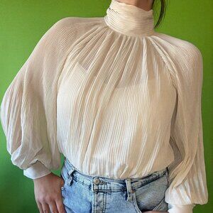 Banana Republic flowy airy breezy elegant beige turtleneck puff sleeve blouse